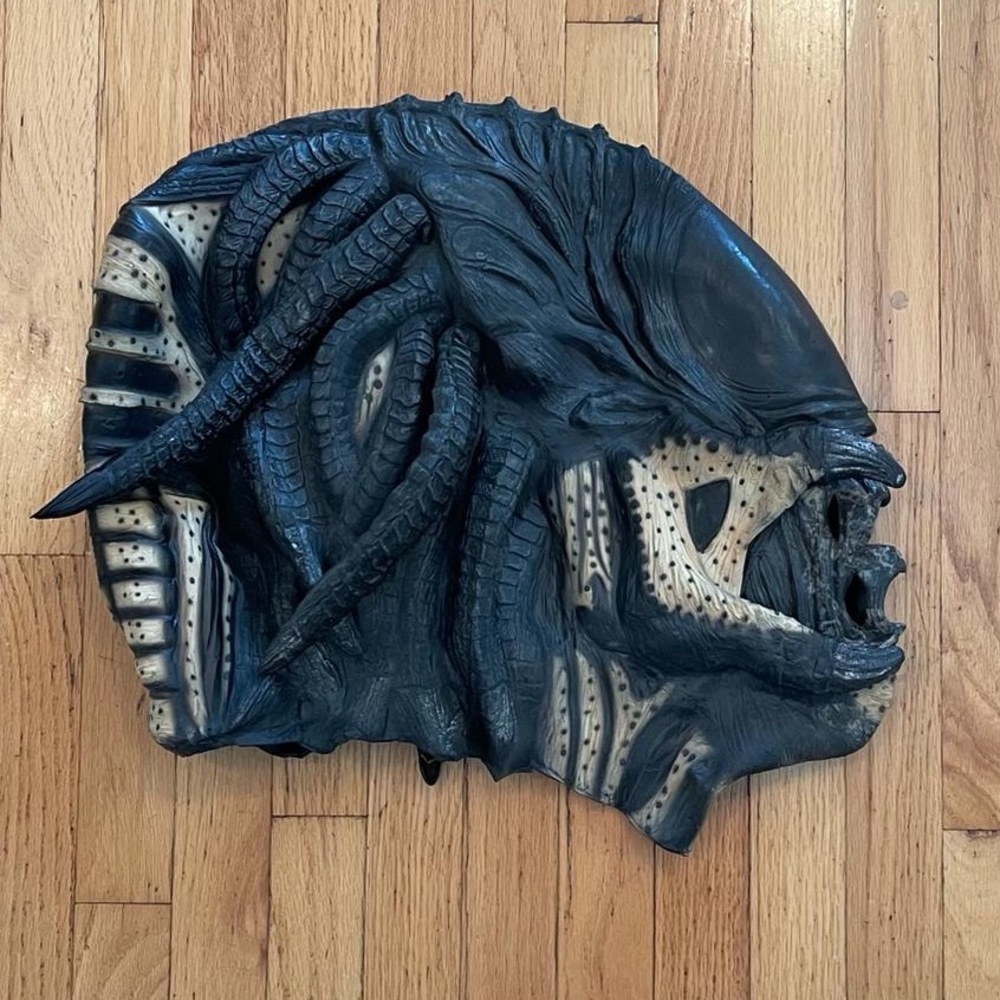 Alien vs predator requiem predator Halloween face mask